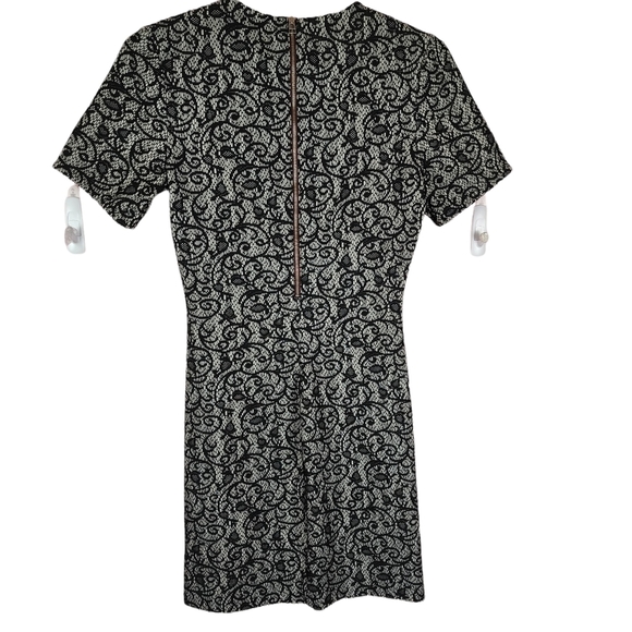 Aritzia Wilfred Lace Mignonne Lace dress - Picture 6 of 6